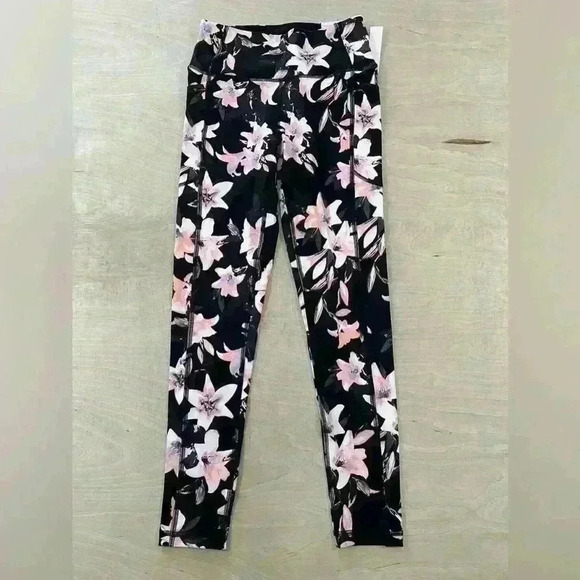 🆕️🏷Victoria’s Secret Core Essential Pocket Legging Black/Pink Lily - Picture 1 of 6